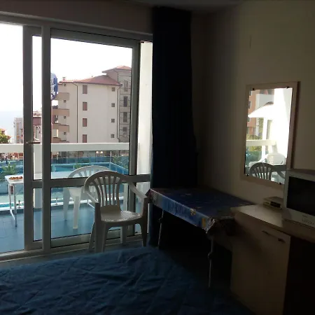 студия скай холидей Apartament Święty Włas